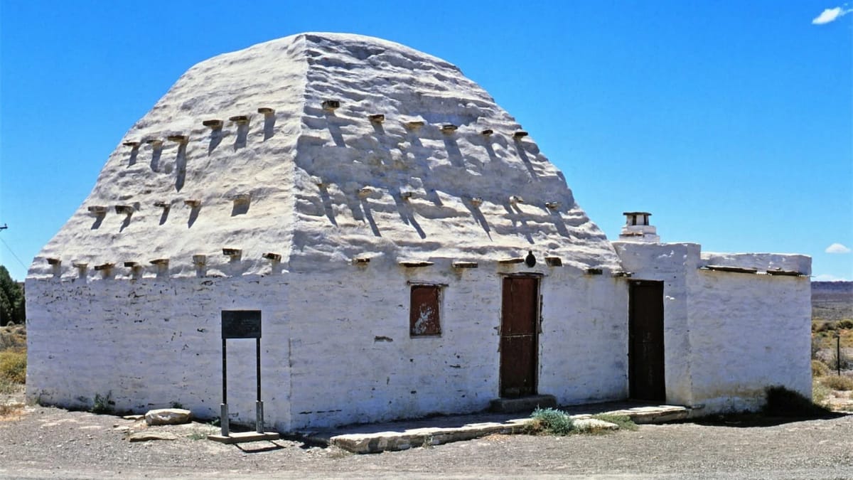 Who built the Great Karoo’s mysterious corbelled houses?